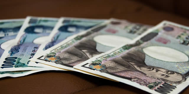 現金