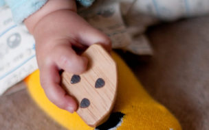 表情豊かになる生後5ヶ月の赤ちゃんへの出産祝いなら 出産祝いをもっと楽しくするwebマガジン Baby Hush